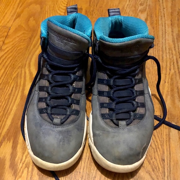 J’s - Picture 2 of 4